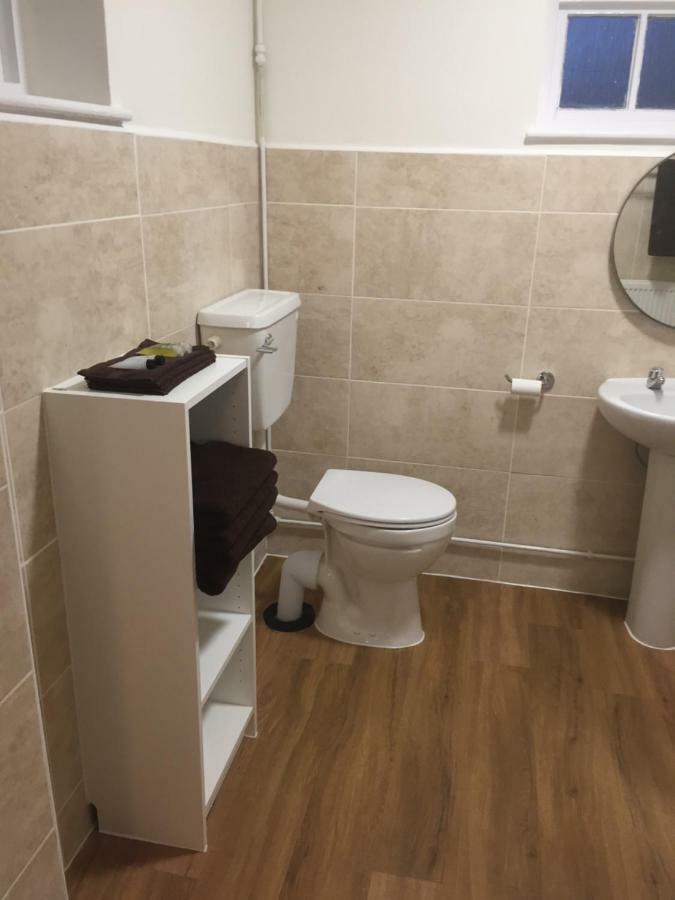 וואלת'ם אבי Good Intent Rooms מראה חיצוני תמונה